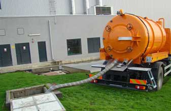 Desentupidora e Limpeza de Pedras Ideal 24 Horas - Foto 1